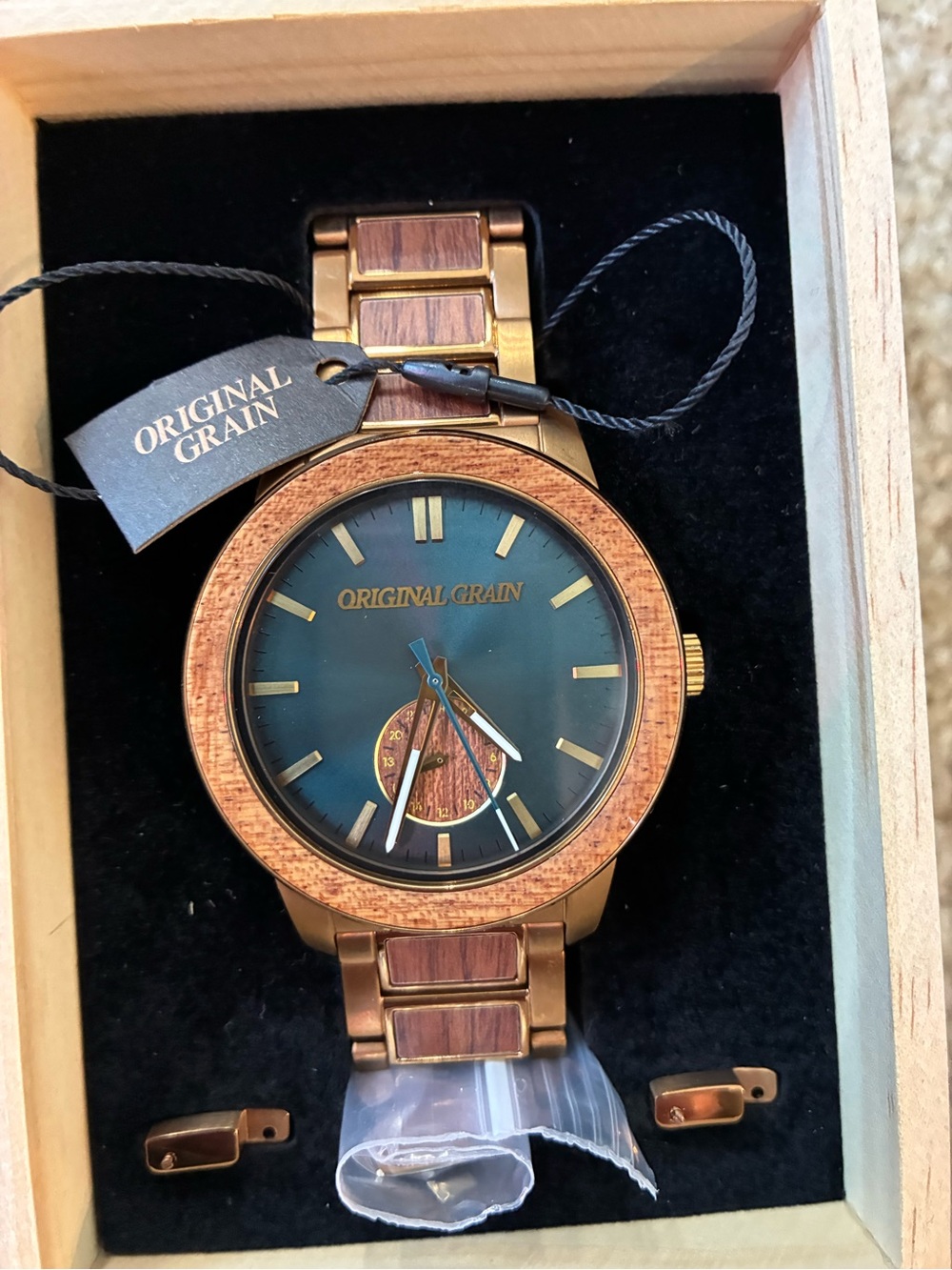 Original Grain Sapele Teal Dial Bronze Barrel Wood & Steel Watch 46mm
